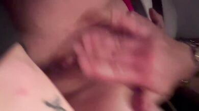 Fairy gets finger banged while driving to Vegas MILF POV fingering tight pussy squirt