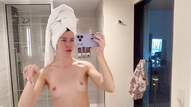 Nature nymph swallows Vegas load in hotel shower creampie