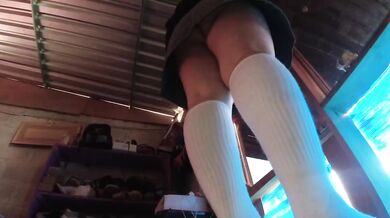 Amateur schoolgirl lifts her skirt for stepdaddy before class big ass gets fingered