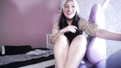 Dominant Colombian BBW Likes Getting BDSM Humiliated In Fetish College Role Play