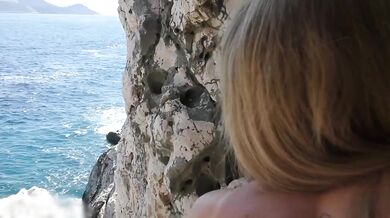 Outdoor anal ruined her tight hole with deep hard thrusts