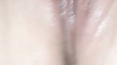 BBW milf fingers her gaping ass till she gushes cum everywhere