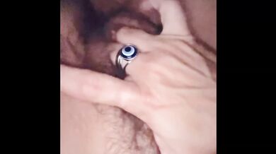 Sneaky link asleep so I play with her hairy milf pussy till she squirts