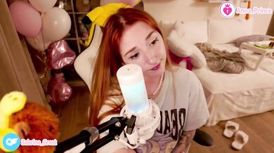 Ginger teen strips tease solo song fun