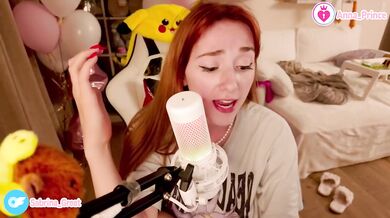 Ginger teen strips tease solo song fun