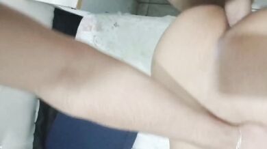 Milf anal choked by big ass in apretadinha hole