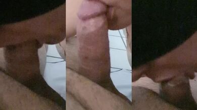 Divinaluna destroyed by a sloppy wet blowjob ingoio