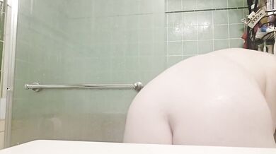 Violent shower voyeurism solo babe gets drenched with big ass on fire