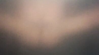 Milf’s endless squirt drowns camera lens in minutes of glistening mess