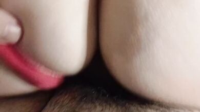 Fucked her on first date cum on her pussy and mouth beg for more