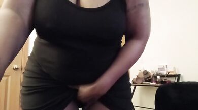 Ebony Dominatrix Pisses All Over Rocks