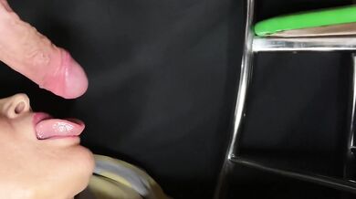 Stepmom morning blowjob huge load swallowed deep throat creampie