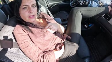 Tight leggings car tease blowjob ruined with cum on face.