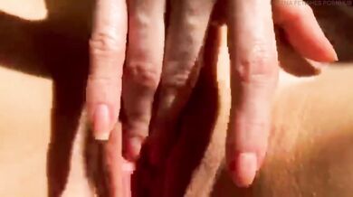 She Cums Hard Wet Pussy Orgasm Spasms Solo Amateurs
