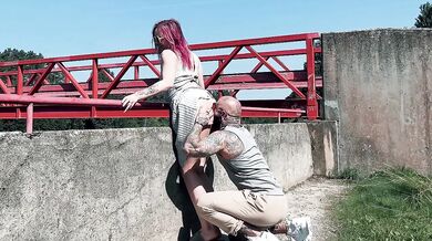 Risky outdoor gangbang huge Russian ass eating cumswap blowjob in nature