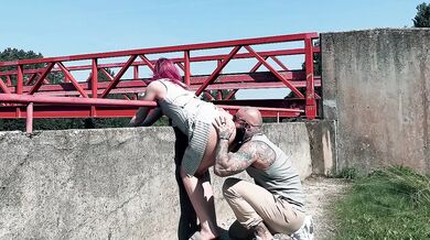 Risky outdoor gangbang huge Russian ass eating cumswap blowjob in nature