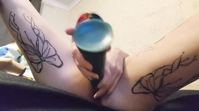 Stretching my tight ass with anal dildo until it gushes creampie