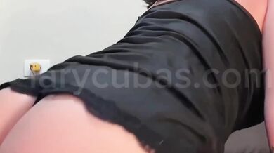 Lary Cubas sits on a sizzling cock while dancing with an anal plug