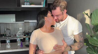 Australian muscle stud destroys Latina with big tits deep throat