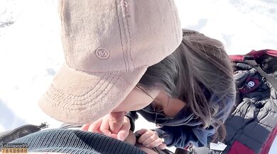Asian Lululemon Fitness Girl Fucked Warm in -20°C- 健身瑜伽裤女友野外用肉棒取暖