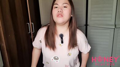 Andrea Tries the NEW Sex Toys from HONEY PLAYBOX must watch