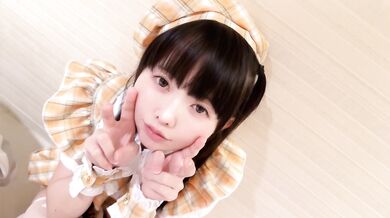 Japanese kawaii cute idols give blowjobs to get work