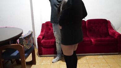 I fuck my girlfriend's friend before she arrives and surprises us (real) I fuck my friend
