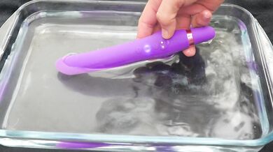 Funzze Strapless Strap-On Review: Budget Pegging, Insane Clit-Tapping Vibes