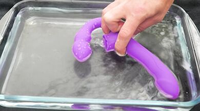Funzze Strapless Strap-On Review: Budget Pegging, Insane Clit-Tapping Vibes