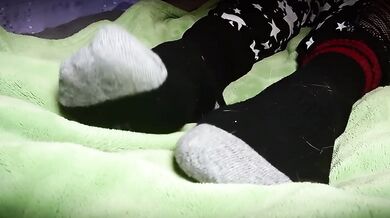 Red Heel Footjob Destroyed Gushing Cum on Her Smelly Soles