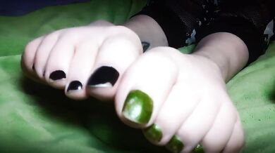 Red Heel Footjob Destroyed Gushing Cum on Her Smelly Soles