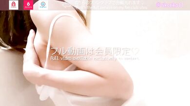 Is this what a threesome feels like Japanese solo girl gets wild