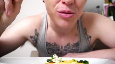 Tiny POV of your gym buddy crushing you while cooking and eating