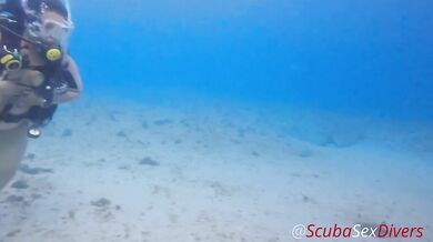 Scuba Diving Fuck Underwater with Thong Bikini Couple Destroyed