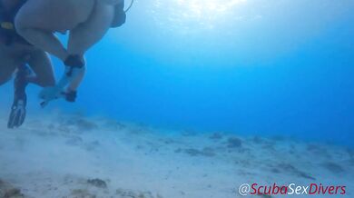 Scuba Diving Fuck Underwater with Thong Bikini Couple Destroyed