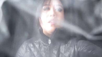 Mara’s captive spy gasps as she chokes her breath away