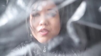 Mara’s captive spy gasps as she chokes her breath away