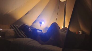Risky Open Door Gush Naughty British MILF Cums Loud On Hotel Floor