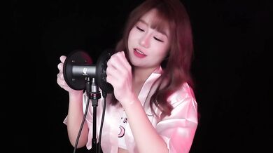 Hot neighbor girl’s wet ear massage ruined by filthy roleplay