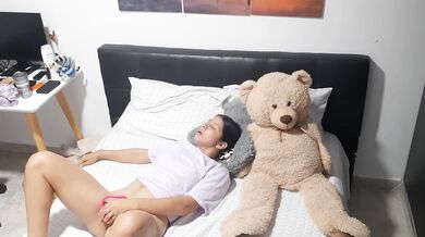Latinas Gushing Orgasm Petites Airplane Fingering Creamy Pussies