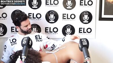 ELO Podcast Interview Gets Destroyed Her Pussy Gushed After His Big Cock Went In