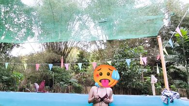 Naked pool fucking caught on cam by the lifeguard