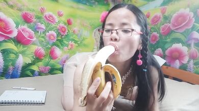 Sucking banana turns you on like a cock sucking best blowjob