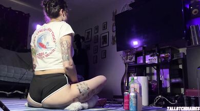 Big Ass Tomboy in Dolphin Shorts demolishes Metal Gear Solid 2 with Thick Thighs splayed