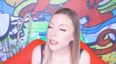 Taking On the Devil's HEAT 8 Million Scoville Scream Challenge