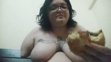 Amputee feedee eats 100 burgers day 6 Smokes while getting stuffed