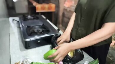 Moms teach sexo duro unboxing vegetables houl raw brutality