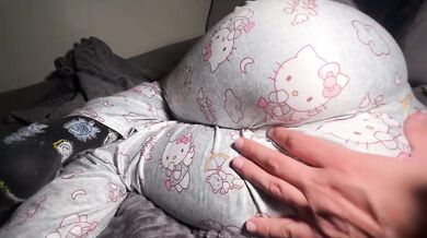 Stepdaughter's big booty rides me raw in pajamas