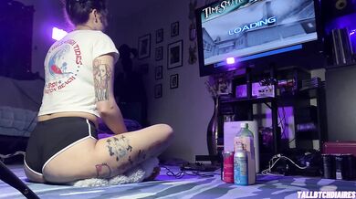 Tomboy gamer gets stuffed in dolphin shorts thick thighs jiggle raw gaming POV