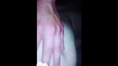 Dandome duro en el sillón rico creampie